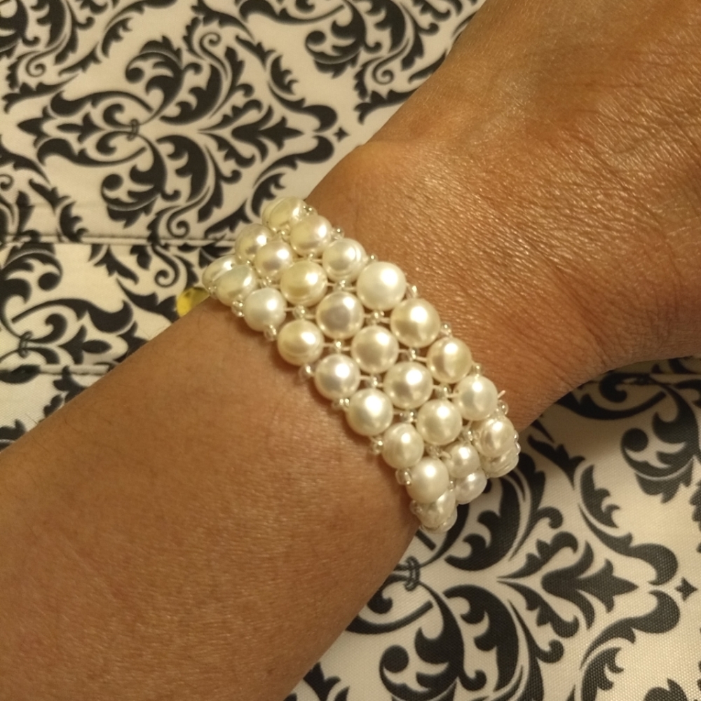 Freshwater Pearl Bracelet 3 Rows elastic
